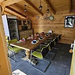 E-tekergok Haza 4* Bukkzserc