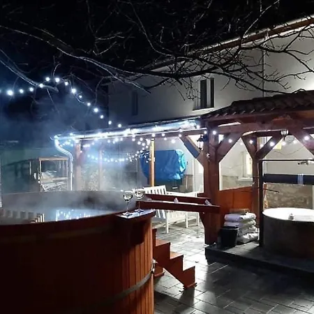 Guest house E-tekergok Haza