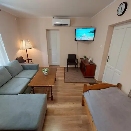 E-tekergok Haza Guest house Bukkzserc