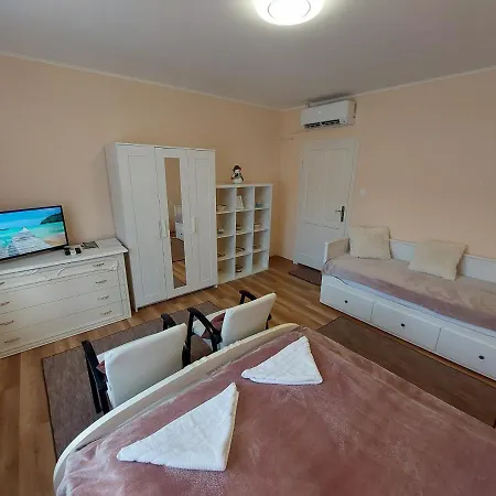 E-tekergok Haza Guest house Bukkzserc