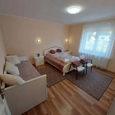 Gæstehus E-tekergok Haza *