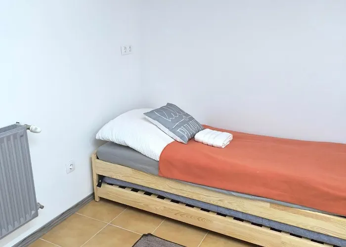 E-tekergok Haza Bukkzserc