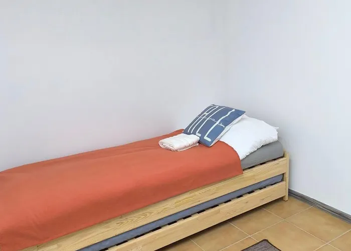 E-tekergok Haza Konukevi Bukkzserc